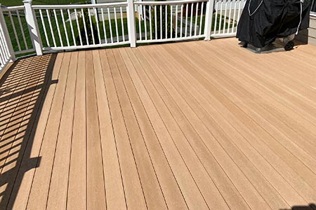 Deck fence cleaning