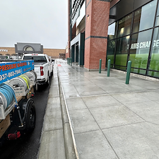 What Should I Look For Before Professional Commercial Pressure Washing in Beavercreek, OH?