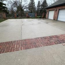 Driveway-Cleaning-in-Beavercreek-OH 0